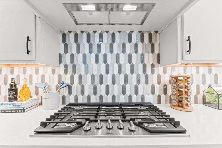 28-web-or-mls-DAN08621