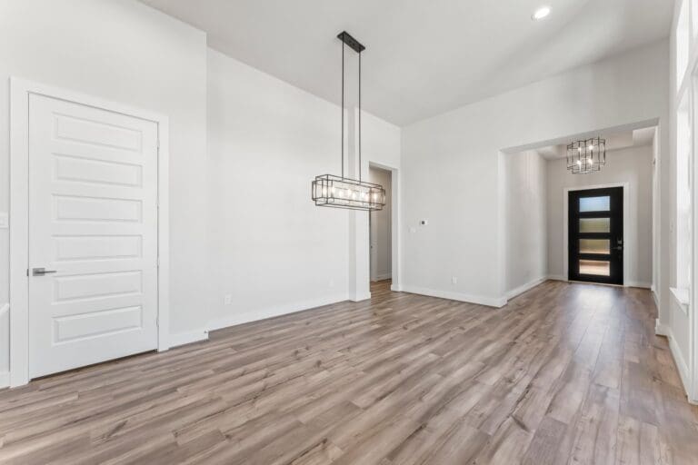 8-web-or-mls-DAN07156