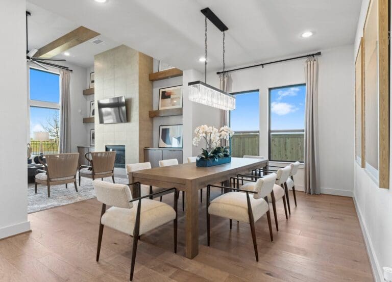 Dining Room 2-DVA03764